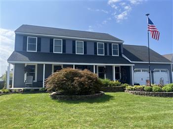 : Product: Certainteed Vinyl siding, Mainstreet
Color : Flagstone 